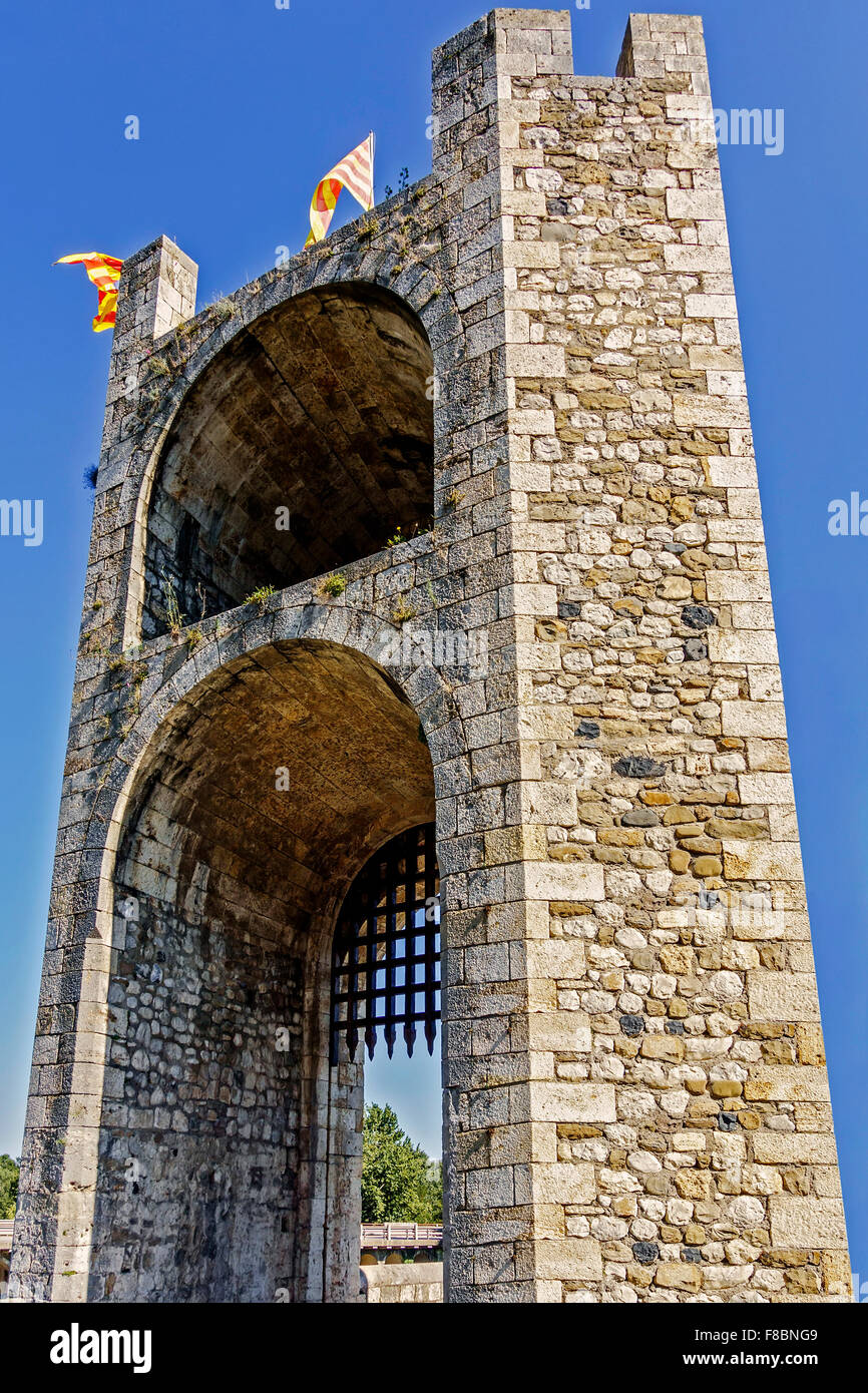 Besalú Ponte City EntranceTown Catalogna Spagna Foto Stock