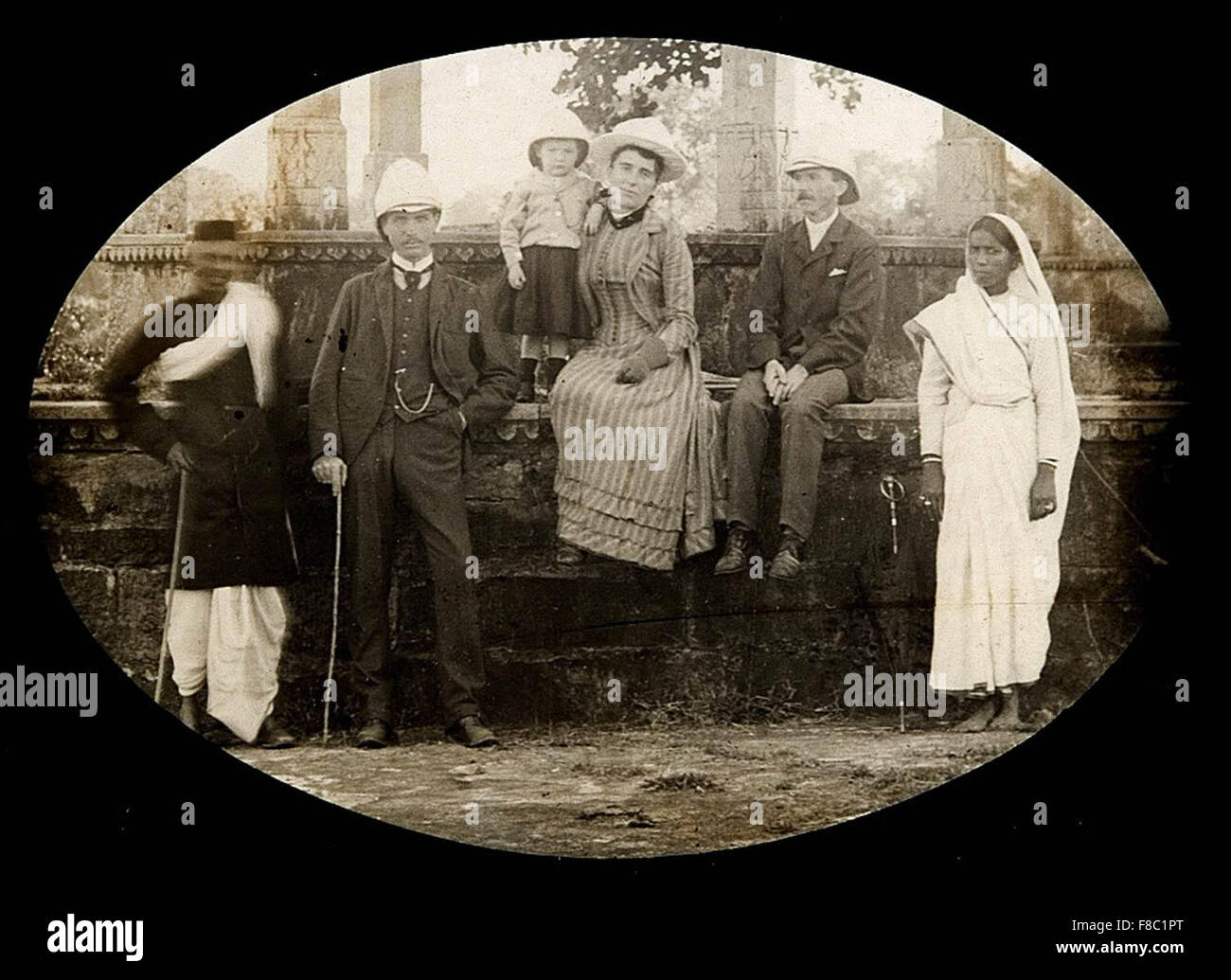 Gruppo familiare, posizione sconosciuta, India Foto Stock