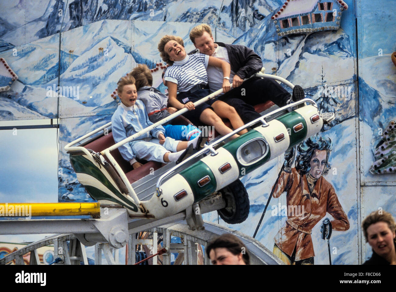 Ski Jump ride. Pleasureland Southport. Merseyside. In Inghilterra. Regno Unito. Circa ottanta Foto Stock