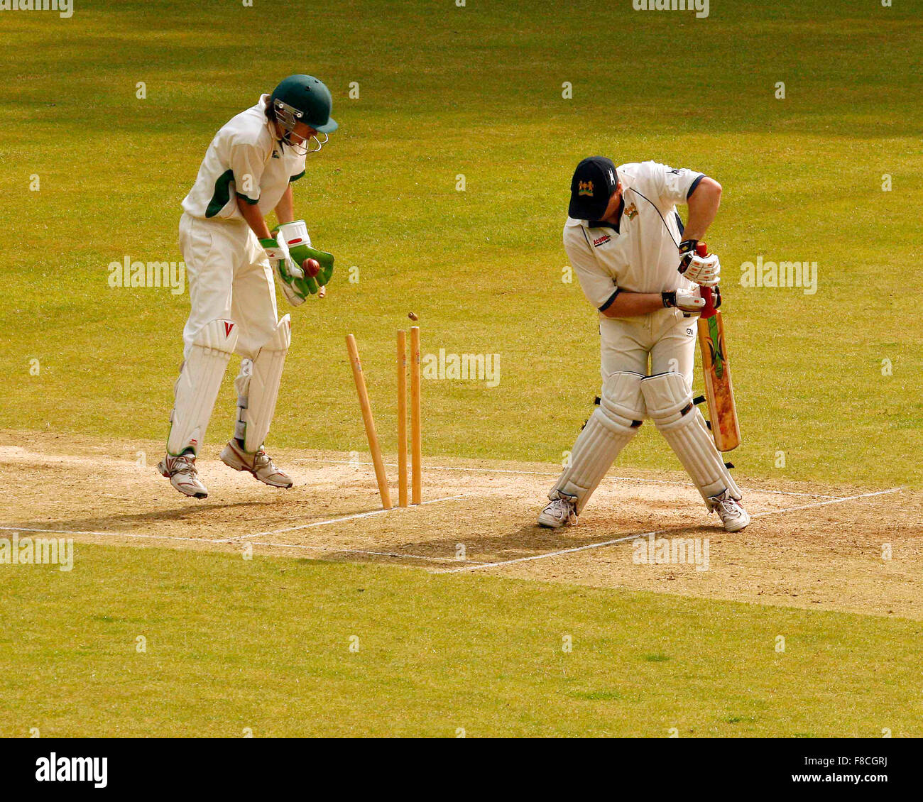 Cricket giocatore ottiene colpiti. Foto Stock