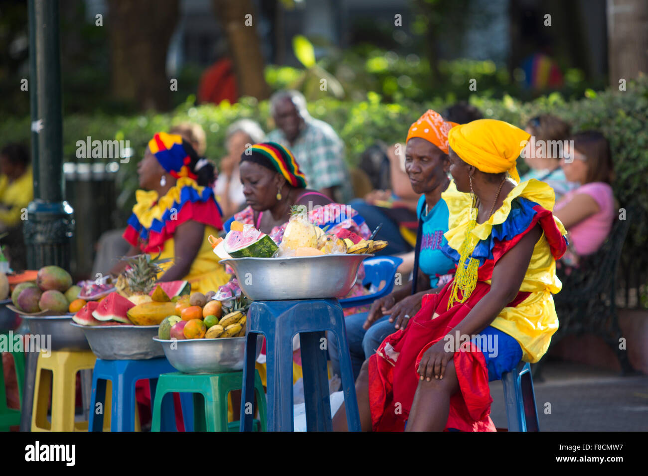 Caraibi donne abbigliate con colori Foto Stock