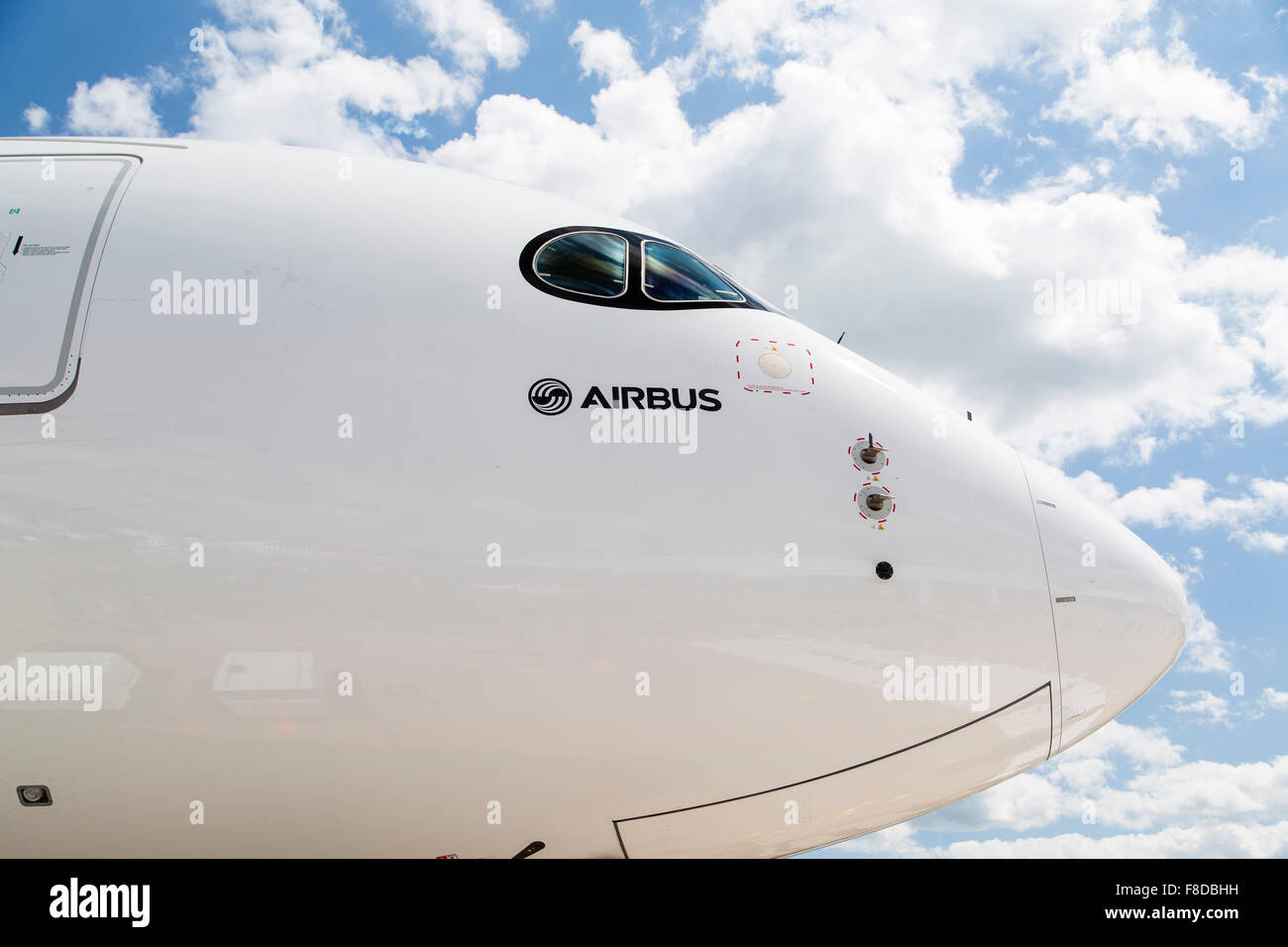 L'Airbus A350 XVB degli aeromobili di prova è composta di due aeromobili del motore è progettato per il trasporto di oltre 300 passeggeri. Foto Stock