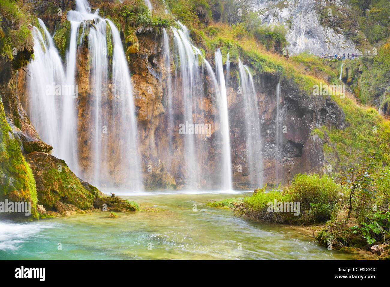 La cascata nel Parco Nazionale dei Laghi di Plitvice, Croazia, UNESCO Foto Stock