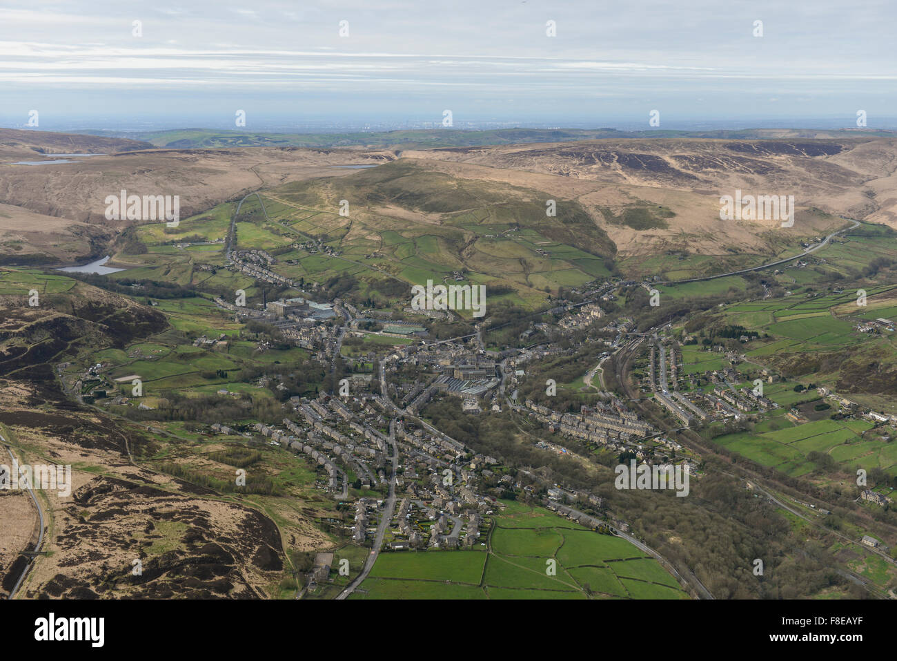 Una veduta aerea del grande West Yorkshire di Marsden Foto Stock