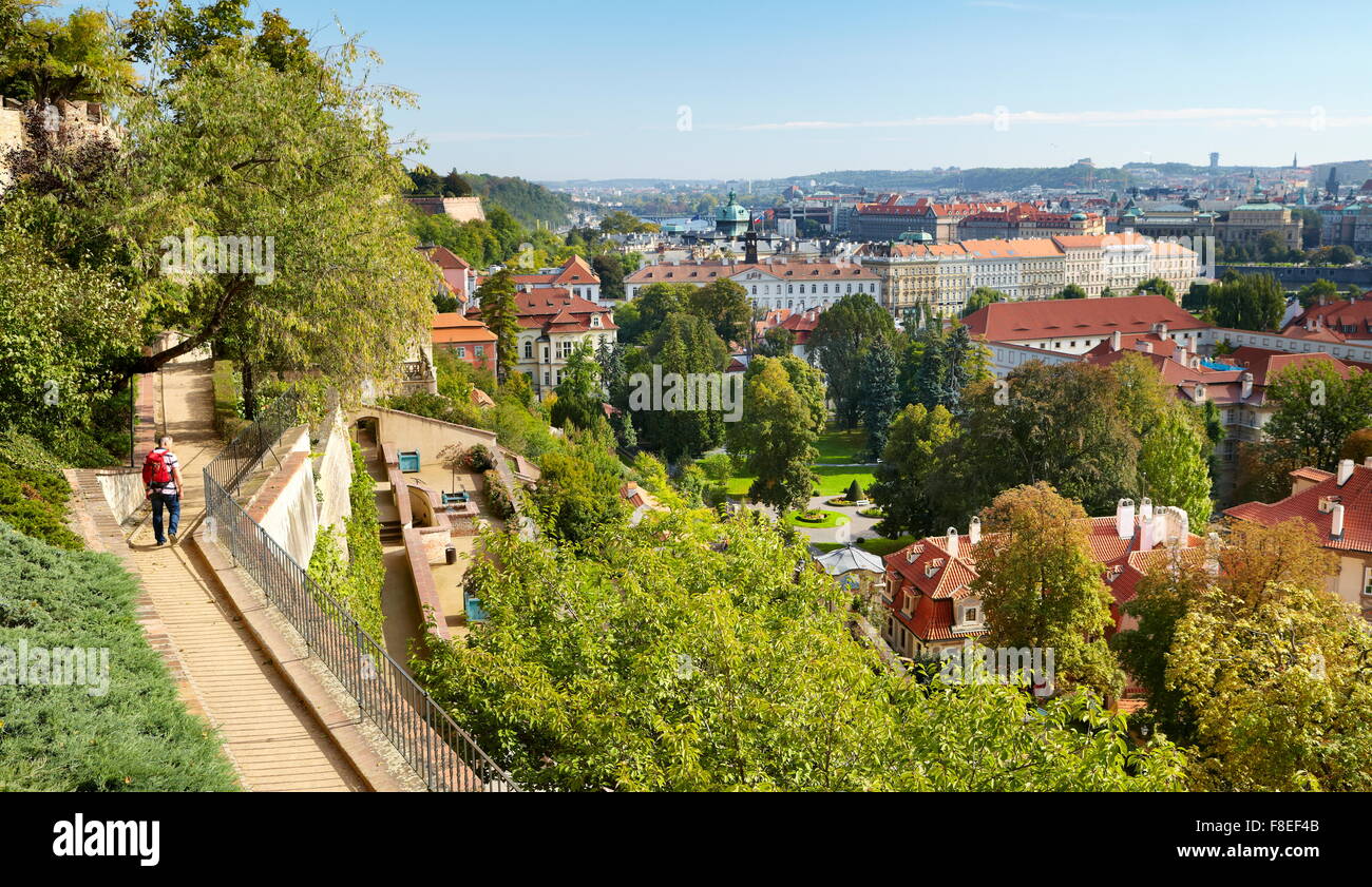 Giardini vicino al castello di Hradcany, Praga, Repubblica Ceca, Europa Foto Stock