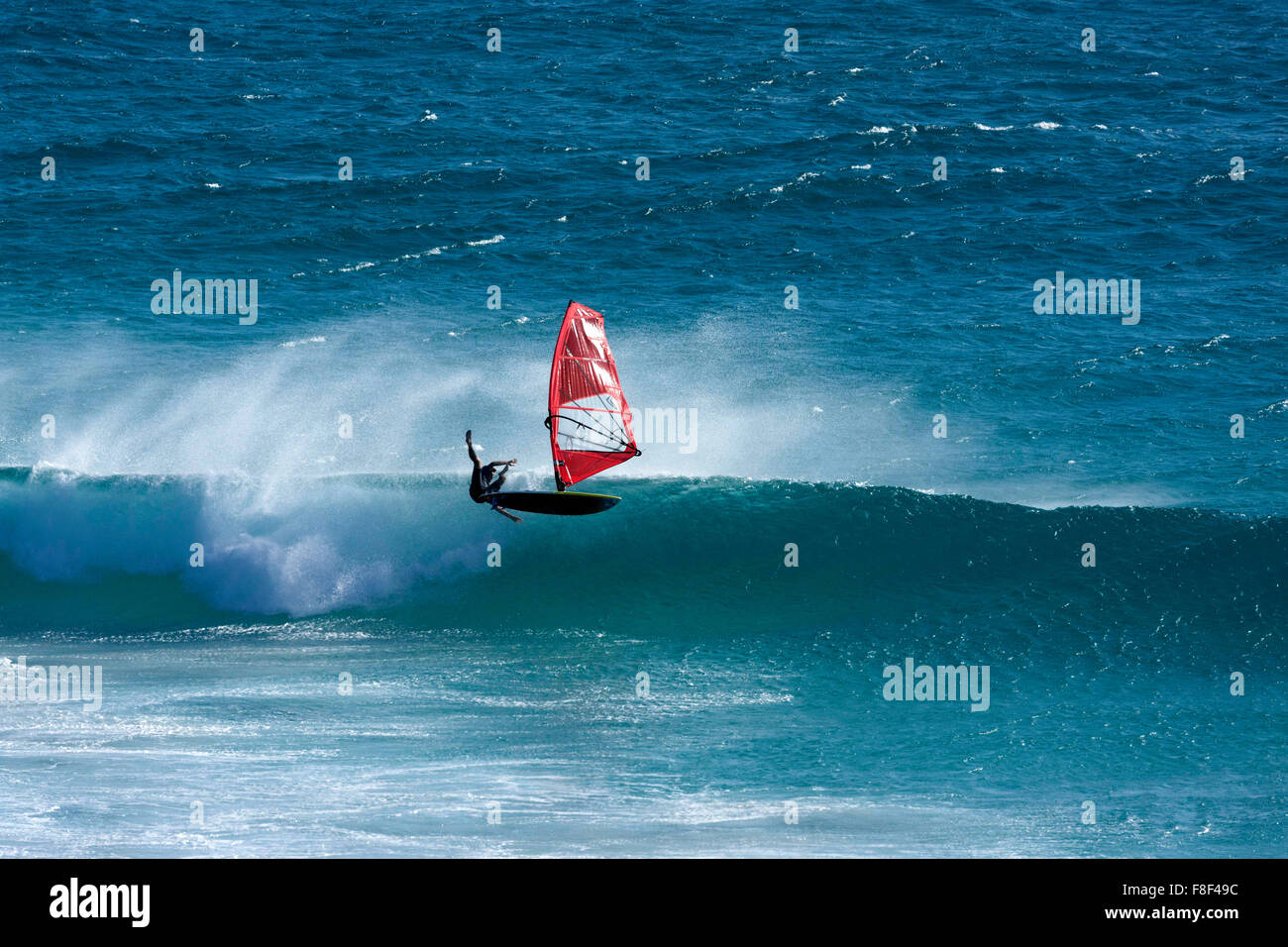 Wind Surfer caduta dal bordo, Esperance, Australia occidentale Foto Stock
