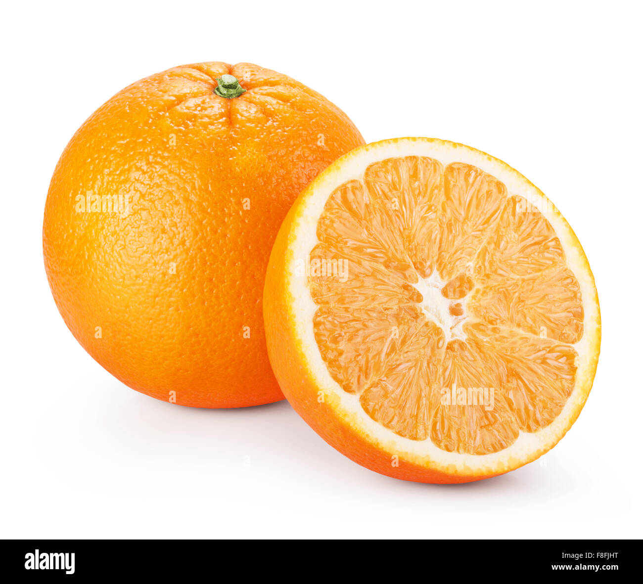 Arancia fresca frutta isolato su sfondo bianco. Tracciato di ritaglio Foto Stock