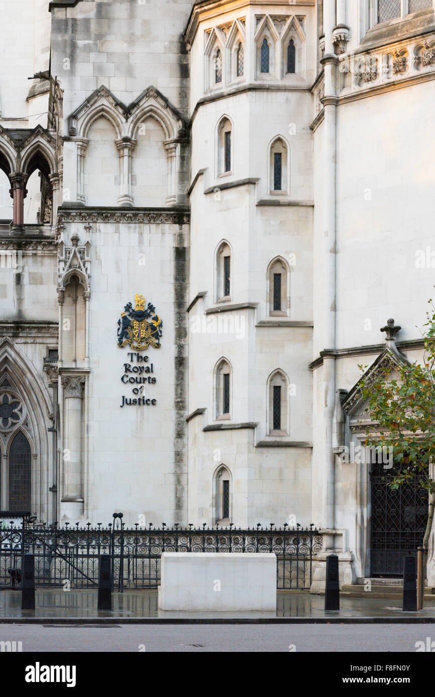 La Old Bailey o il Royal Courts of Justice o tribunali, Strand, Londra, Inghilterra, Regno Unito Foto Stock