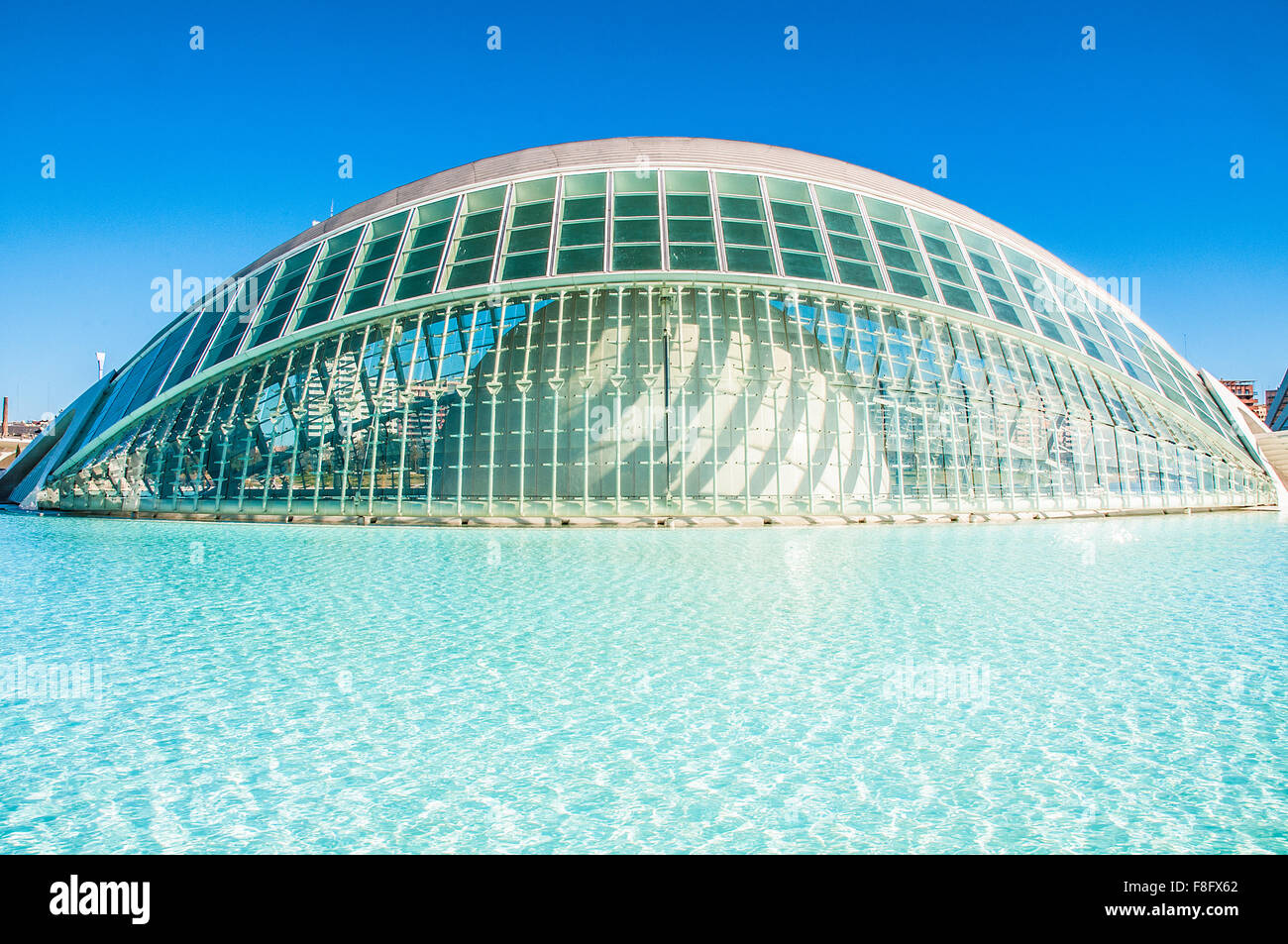L hemisferic. città delle arti e delle scienze di valencia, spagna ... Citta delle arti e delle scienze di valencia