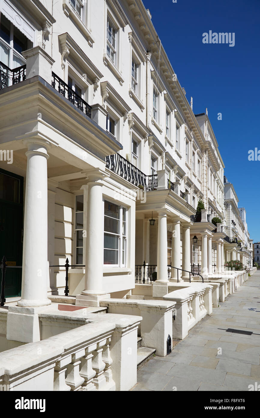 White case di lusso di facciate in London Borough di Kensington e Chelsea Foto Stock