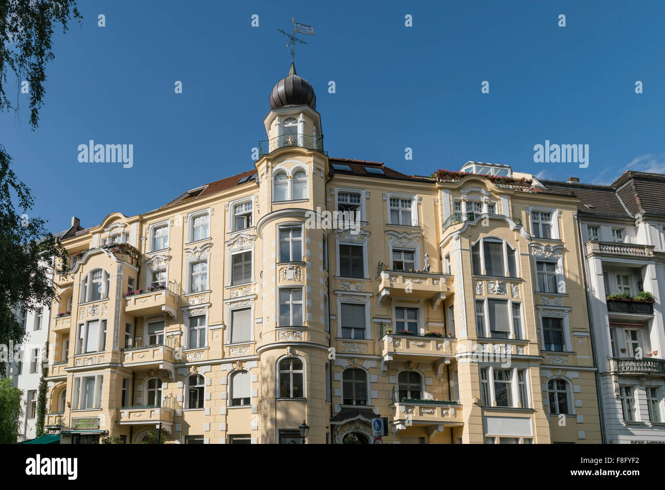 Real Estate, ristrutturato appartamento casa Victoria Luise Platz, Schoeneberg, Berlino Foto Stock