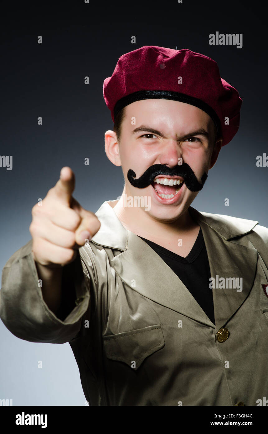 Funny soldato nel concetto militare Foto Stock