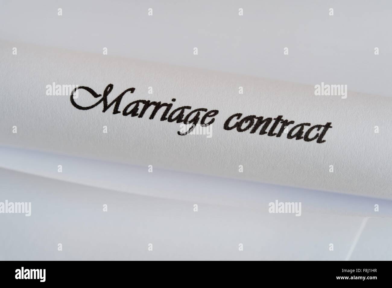Un contratto di matrimonio, in Germania, città di Osterode, 09. Dicembre 2015. Foto: Frank può Foto Stock