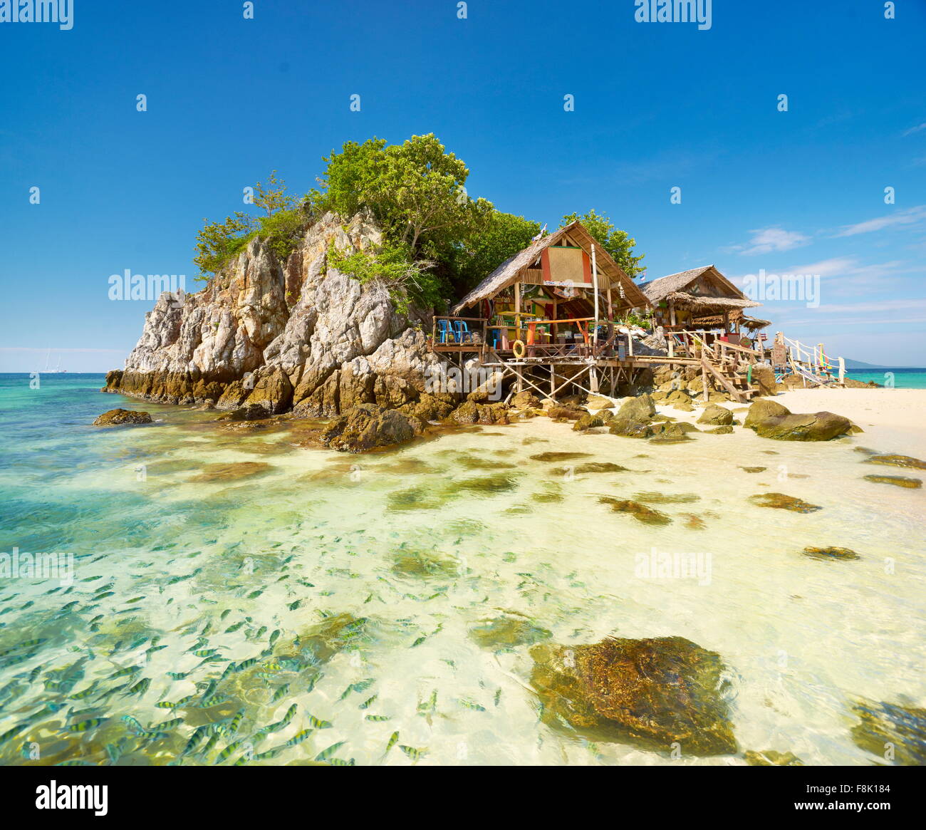 Thailandia - Baia di Phang Nga, Khai Island, il Mare delle Andamane Foto Stock