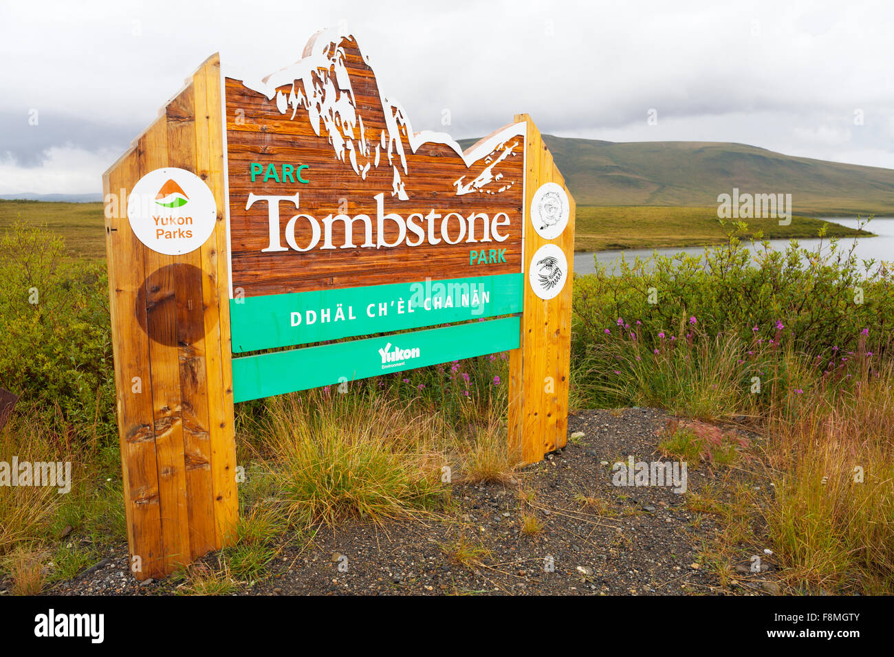 Oggetto contrassegnato per la rimozione definitiva Parco Nazionale di segno, Yukon Territory, Canada Foto Stock