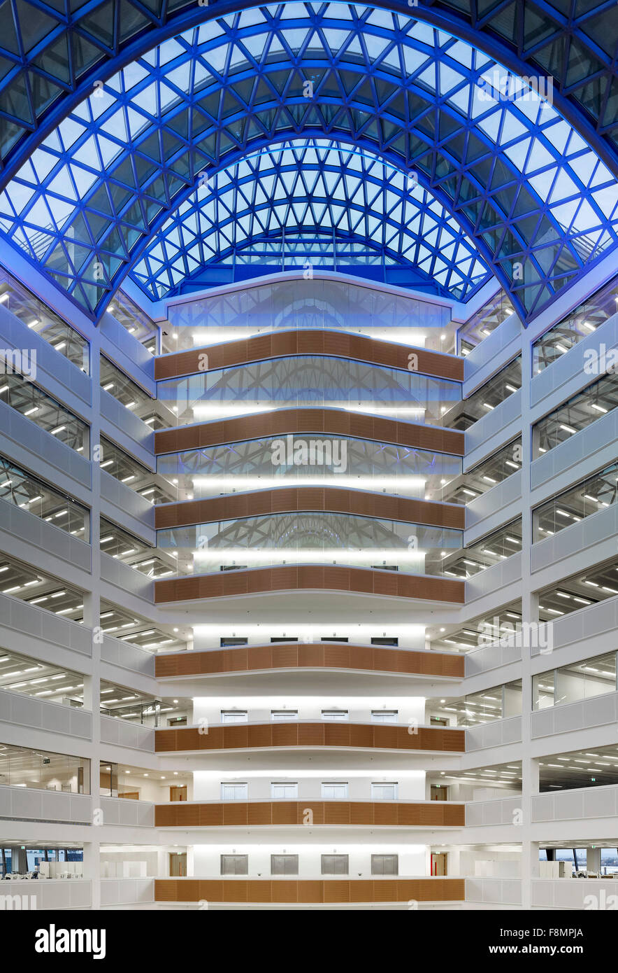 Un angelo Square, la Co-op HQ Manchester. L'atrio interno il contemporaneo premiato edificio sede del co-gruppo operativo Foto Stock