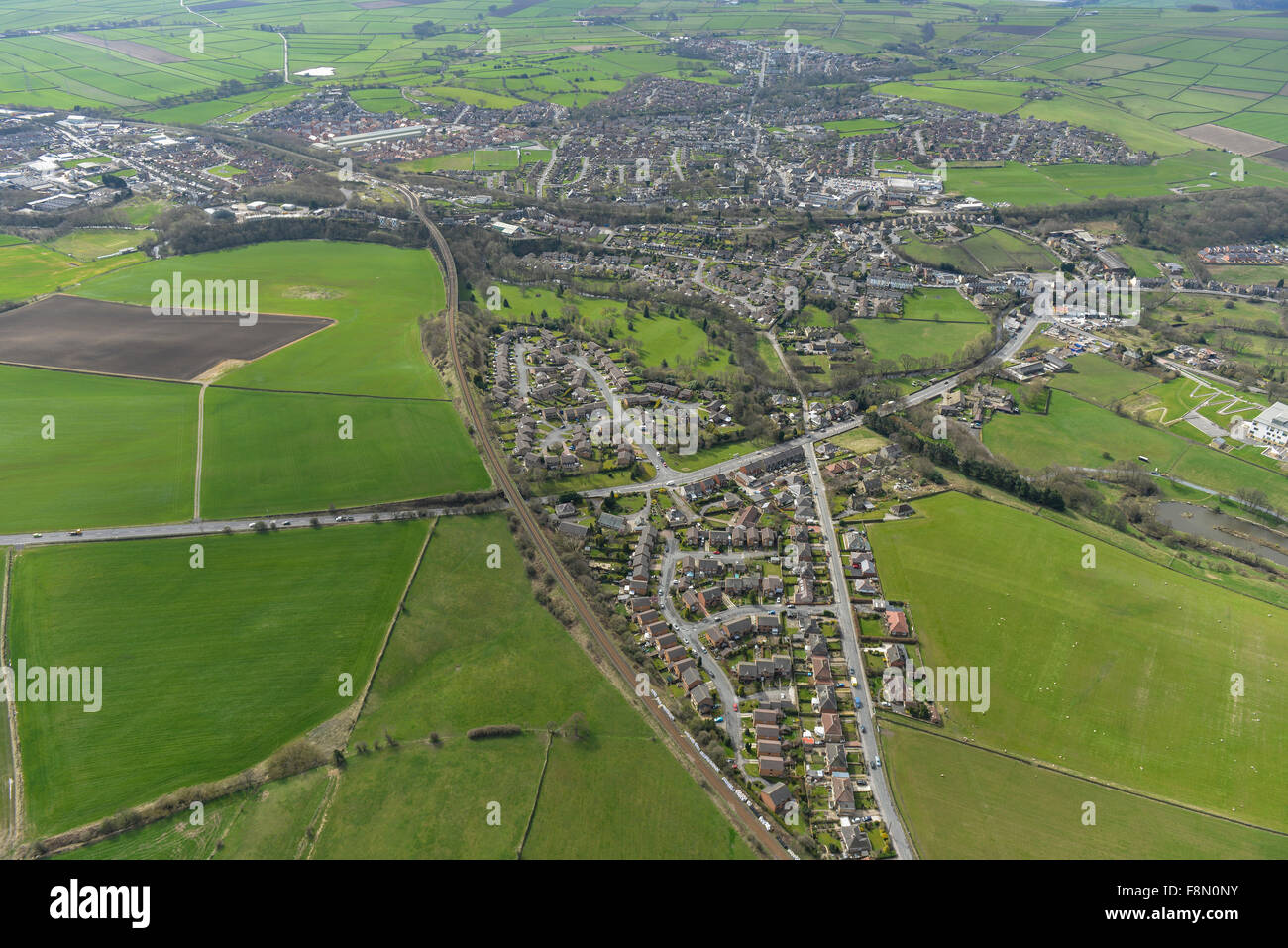 Una veduta aerea della città dello Yorkshire di Penistone Foto Stock