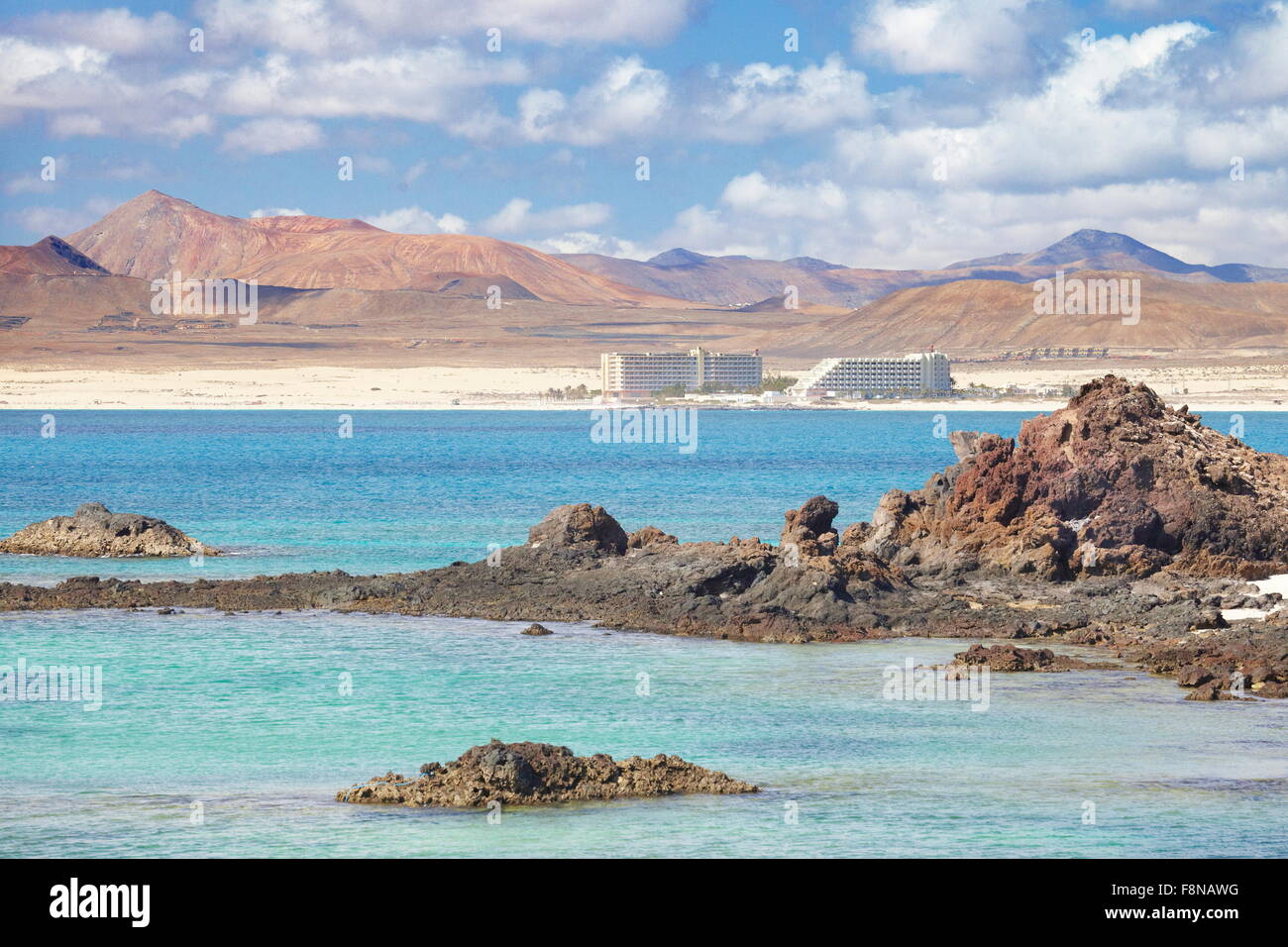 Vista dall Isola di Lobos all isola di Fuerteventura, Spagna Isole Canarie Foto Stock