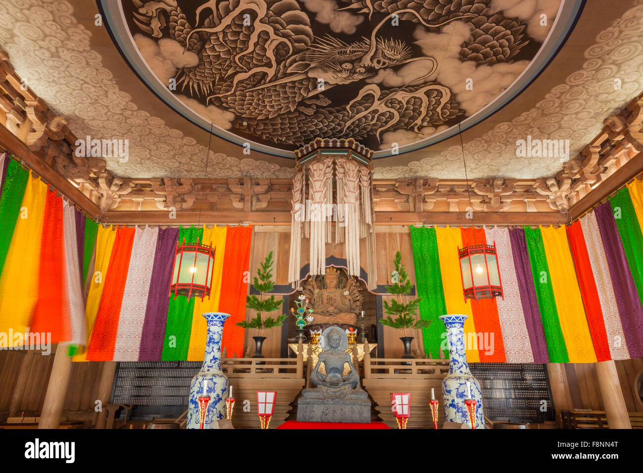 Un santuario buddista a Kamakura, Giappone Foto Stock