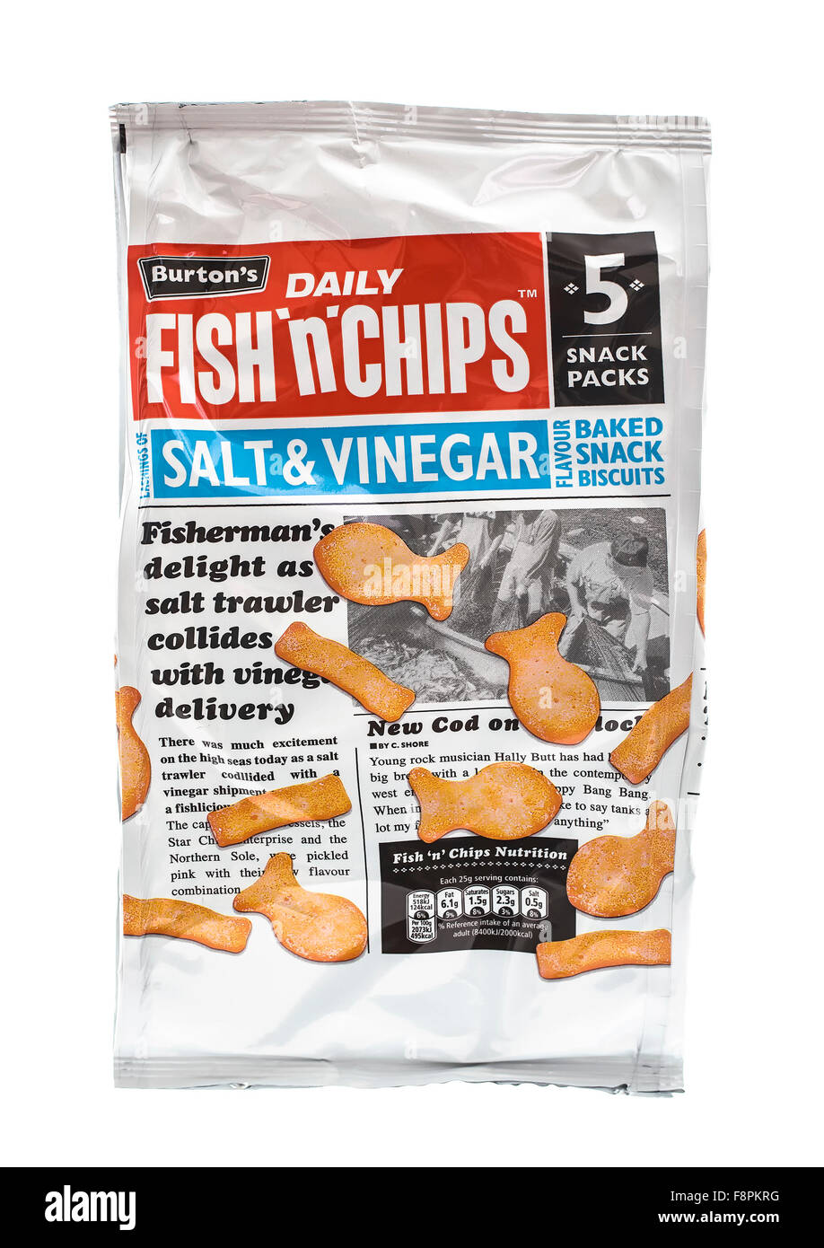 Burtons pesce ogni giorno N chip sale e aceto spuntini su uno sfondo bianco su sfondo bianco Foto Stock