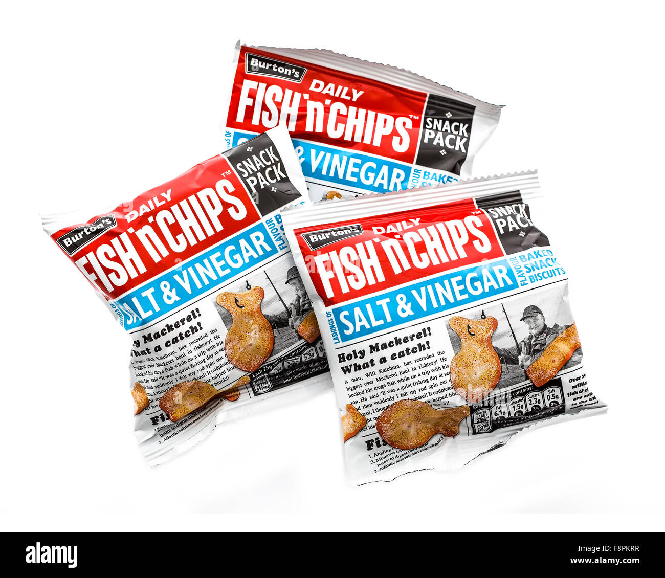 Burtons pesce ogni giorno N chip sale e aceto spuntini su sfondo bianco Foto Stock