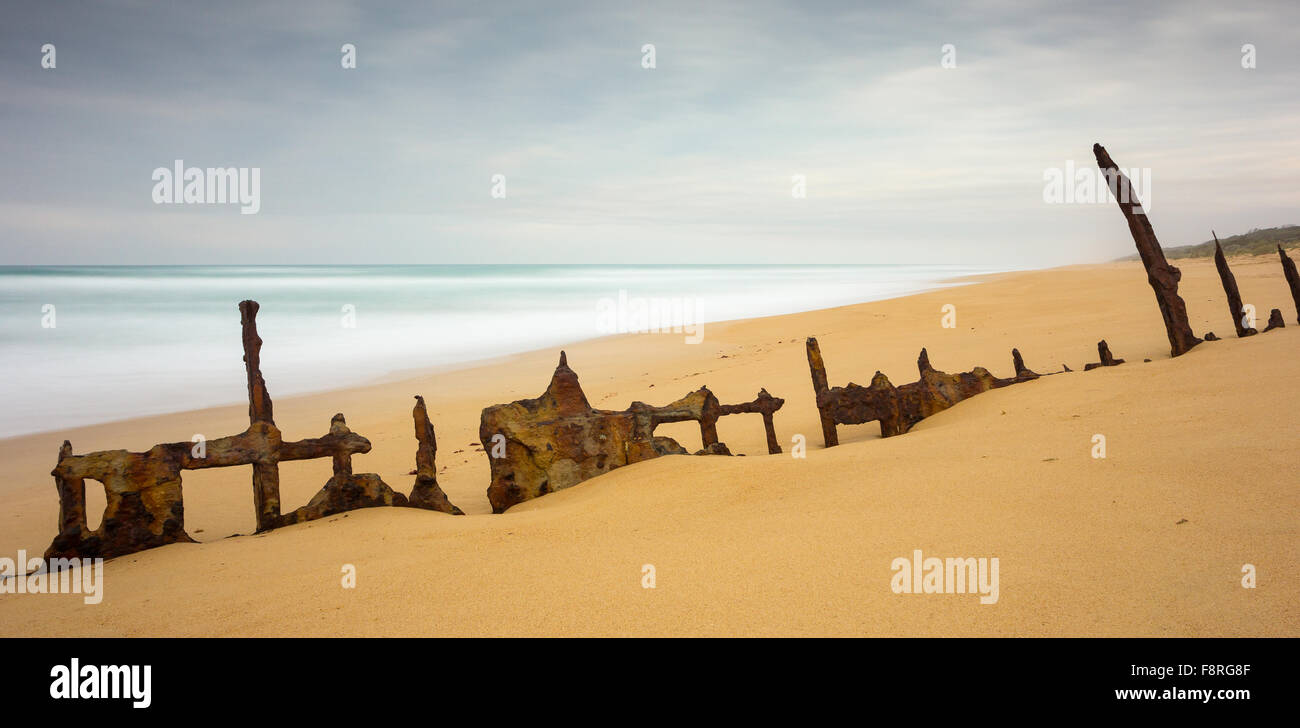 Naufragio, Golden Beach, Victoria, Australia Foto Stock