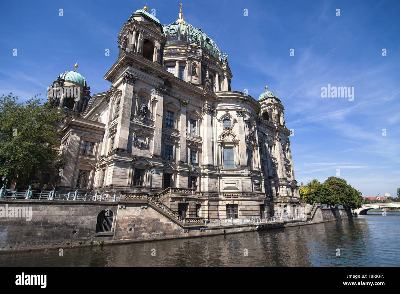 Berliner Dom e il fiume Sprea a Berlino, Germania. Foto Stock