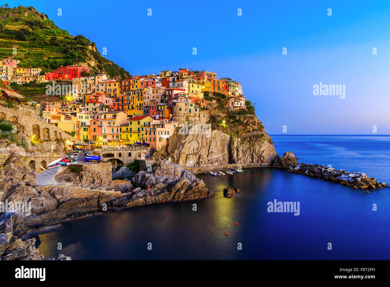 Cinque Terre, Manarola. Villaggio di Pescatori nel Parco Nazionale delle Cinque Terre, Italia. Foto Stock