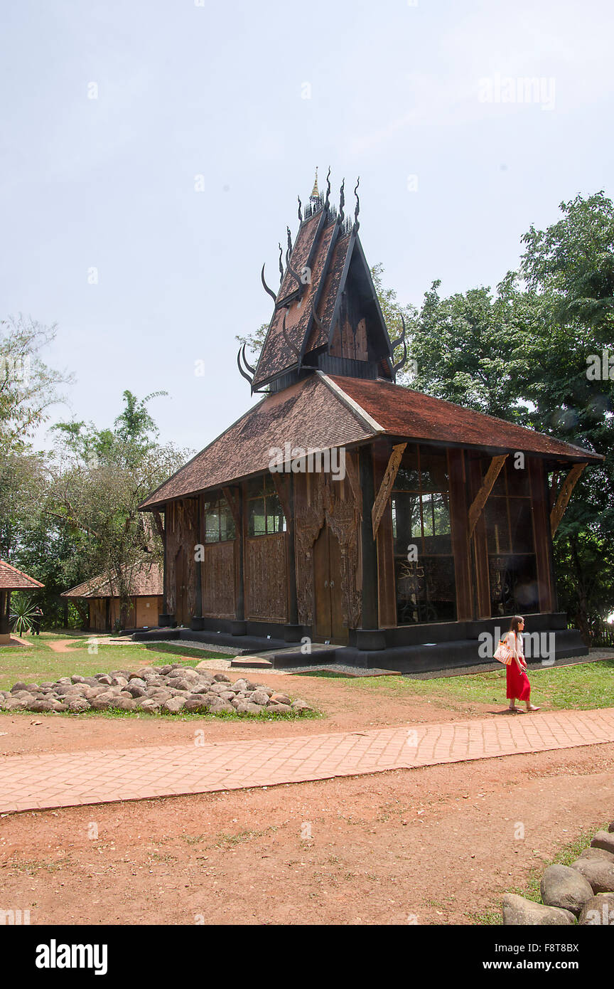 Strana e meravigliosa Baan Dam (nero della casa) Chiang Rai, creato da un artista tailandese Thawan Duchanee, Foto Stock
