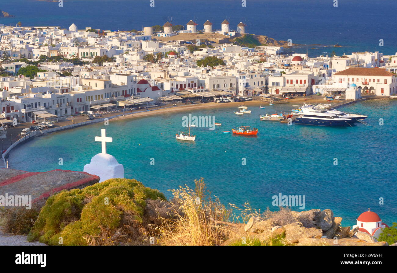 Vista aerea della città di Mykonos, Chora - Mykonos Island, Grecia Foto Stock