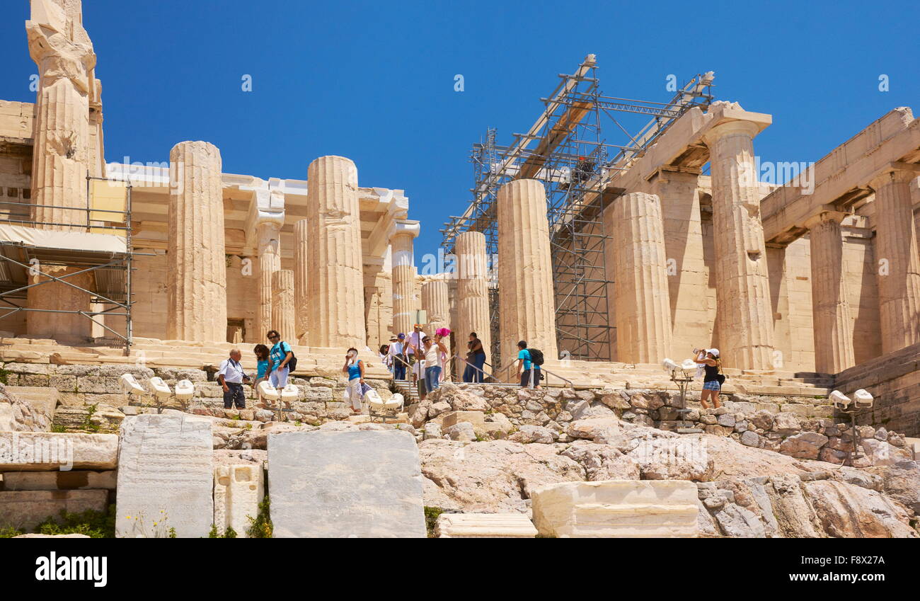 Atene - Acropoli, passaggio attraverso i Propilei, Grecia Foto Stock