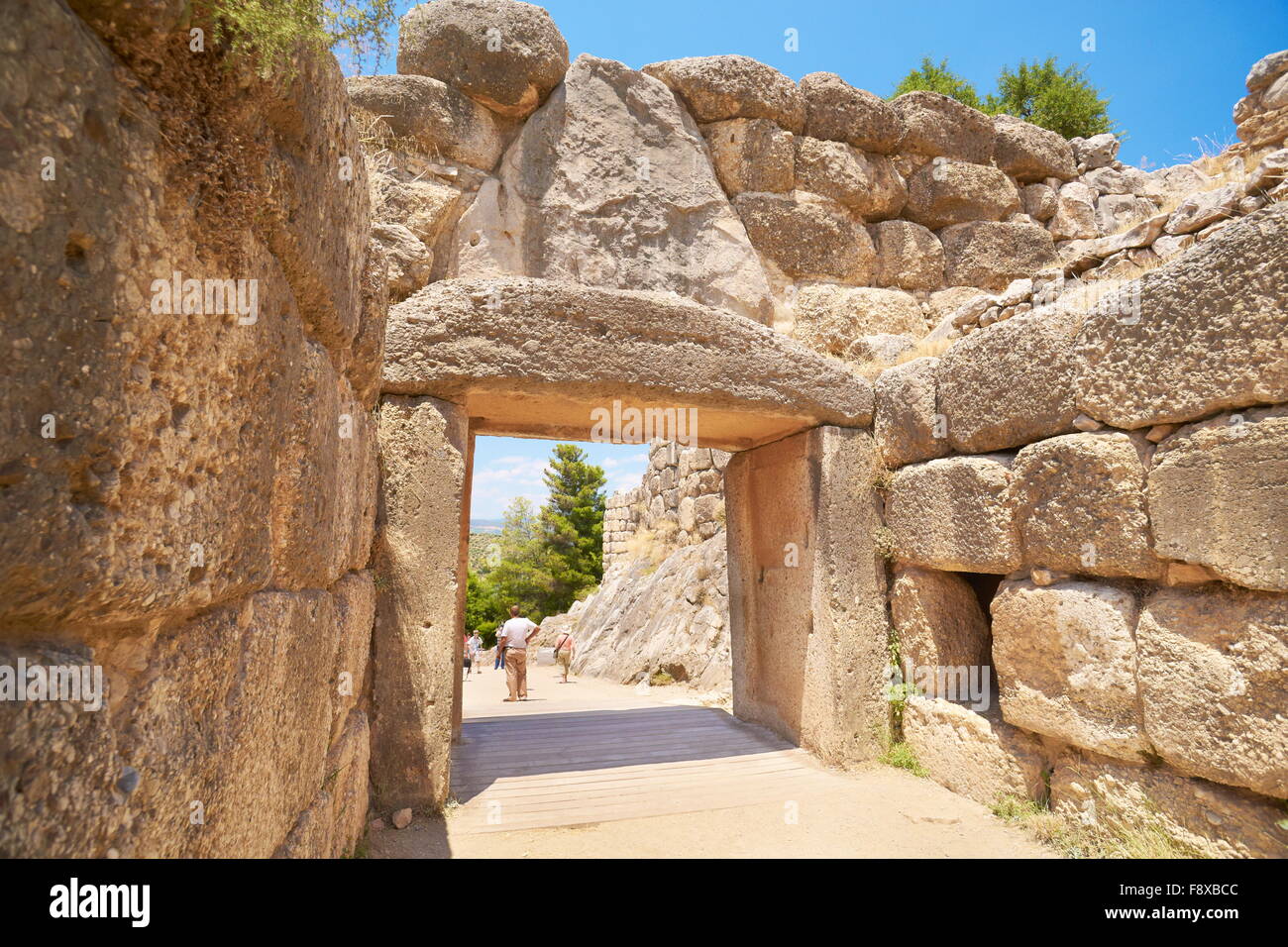 Antica città di Micene, la Porta del Leone di parete attorno il Palác Akropolis di Mykene, Peloponneso, Grecia Foto Stock