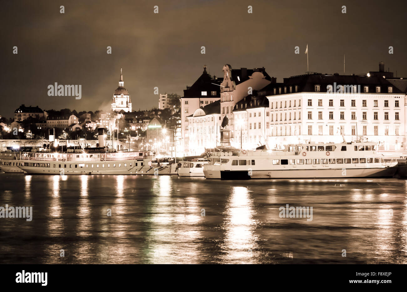 Scena notturna della città di Stoccolma Foto Stock