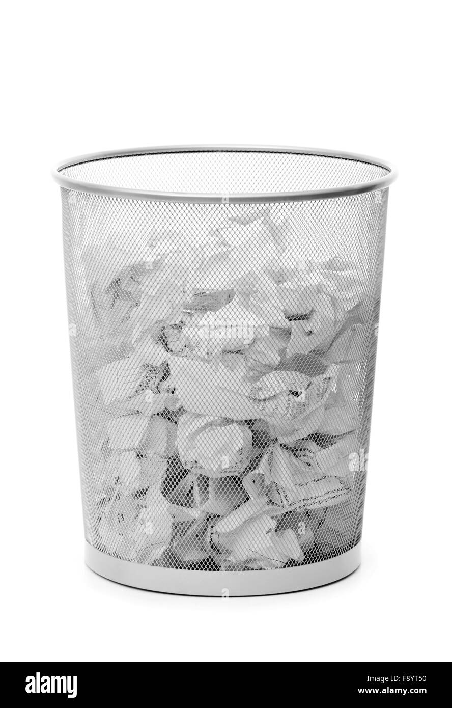 Spazzatura con spreco di carta isolato su bianco Foto Stock