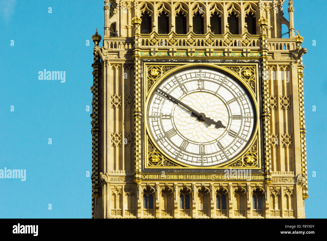 Big Ben (Elizabeth Torre) London Westminster, visto su una bella giornata in autunno 2015 Foto Stock