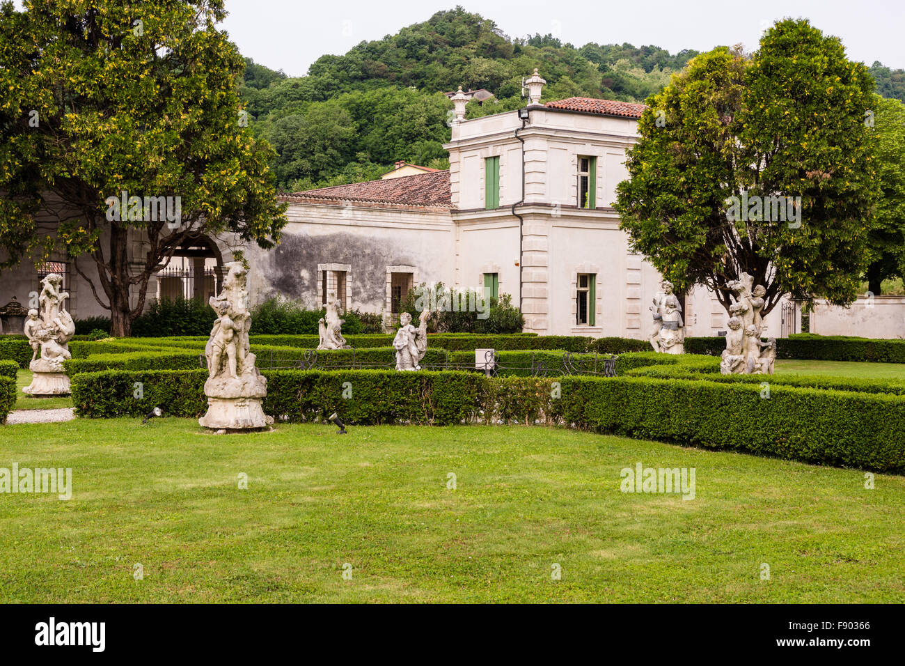 Montecchio Maggiore(Vicenza, Veneto, Italia) - Parco di Villa Cordellina Lombardi, costruito nel XVIII secolo Foto Stock