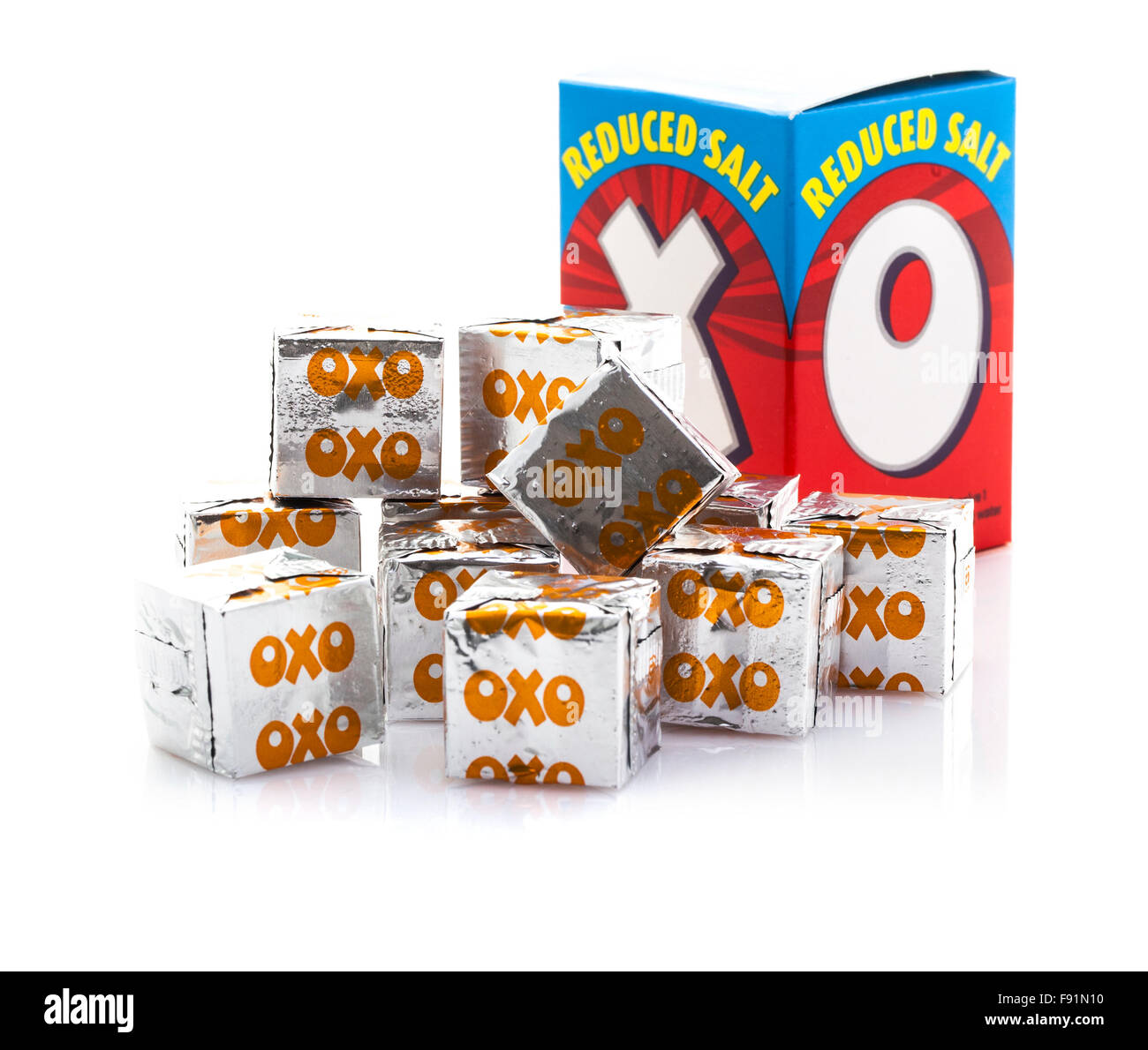 Cubetti di oxo sale ridotti immagini e fotografie stock ad alta risoluzione  - Alamy