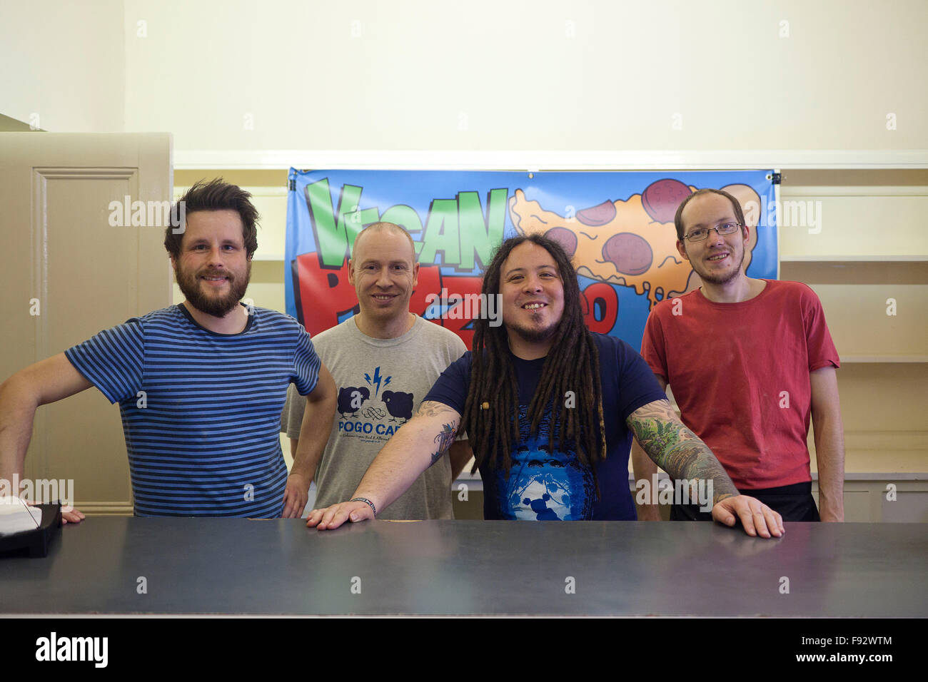 Vegan Fayre in Paget Camere in Penarth il 1 novembre 2015, locale soggiorno d'affari locali. Foto Stock