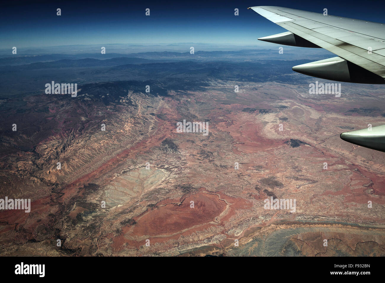 Dintorni Caineville, vista dal piano, Utah, Stati Uniti Foto Stock