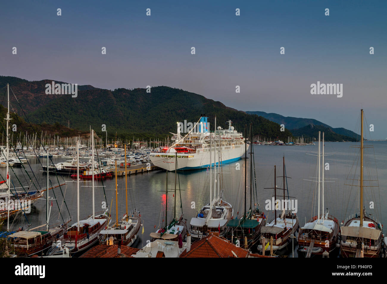 Thomson Spirit nave di crociera, Marmaris, Provincia di Mugla, Turchia Foto Stock