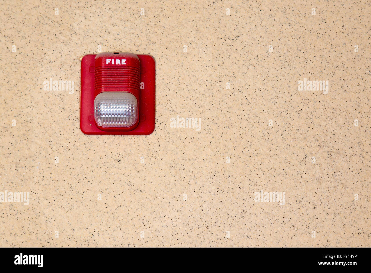 Allarme incendio luce sulla parete rumorosi Foto Stock