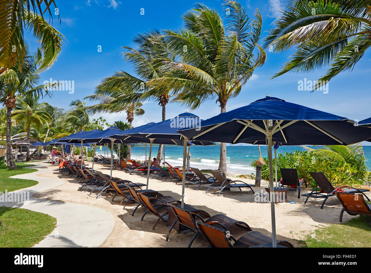 Al di là di Resort Krabi area di spiaggia. Klong Muang Beach, Provincia di Krabi, Thailandia. Foto Stock