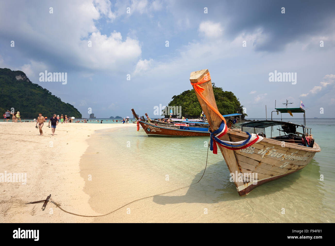 Spiaggia del Tup Island (noto anche come Isola di vasca, Koh tocca o Koh Thap). Provincia di Krabi, Thailandia. Foto Stock