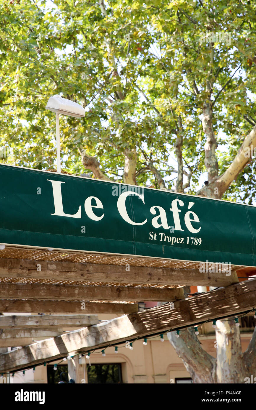 Esterno del le cafe, un ristorante esterno, Saint Tropez, Francia Foto Stock