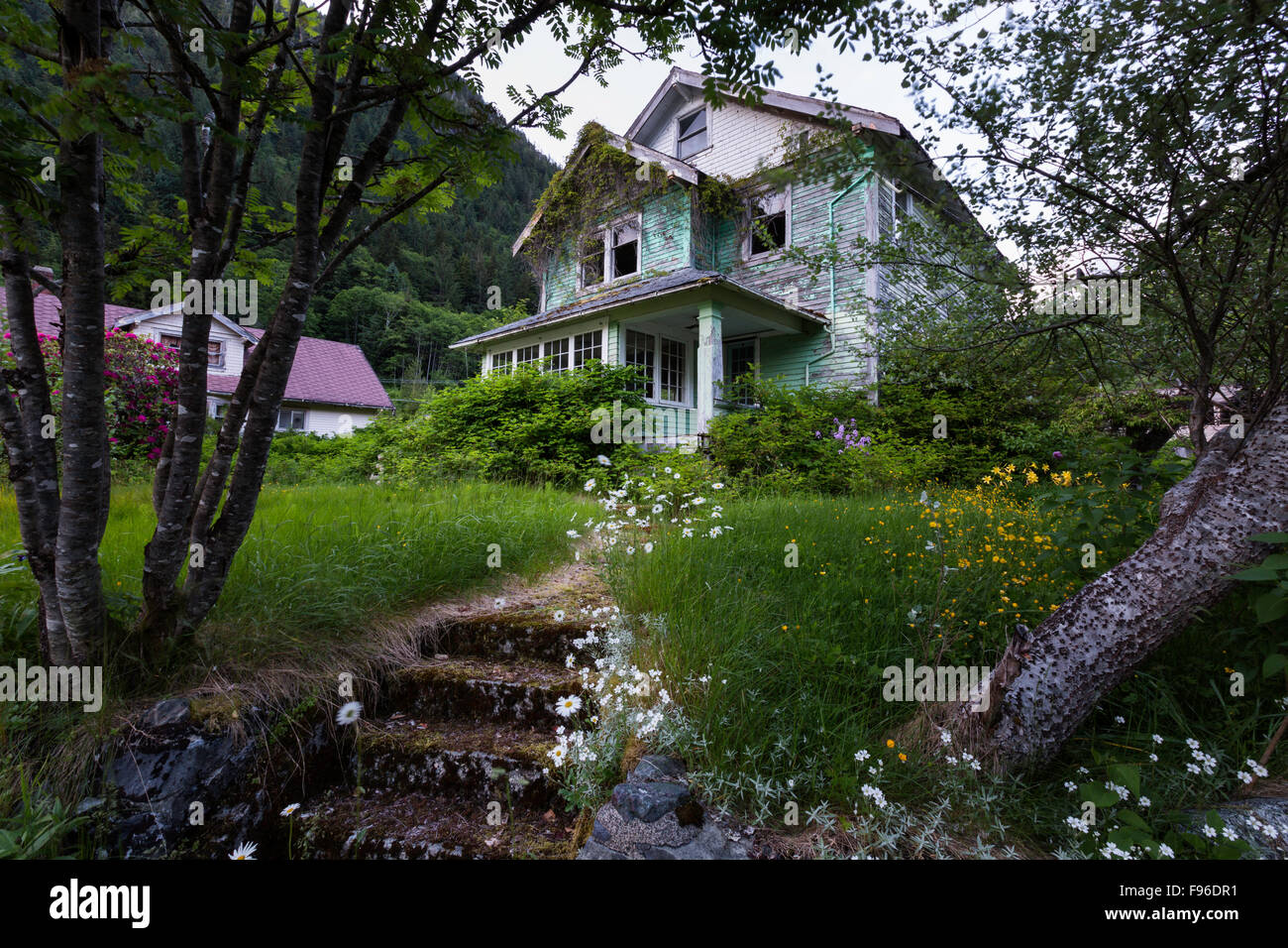 La British Columbia, Canada centrale costa BC, oceano cade, abandonned town, abandonned case, Foto Stock