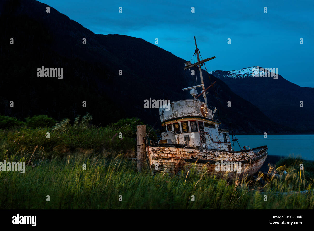La British Columbia, Canada, a nord di Bentinck braccio, Tallheo Cannery, pesce barca, Foto Stock