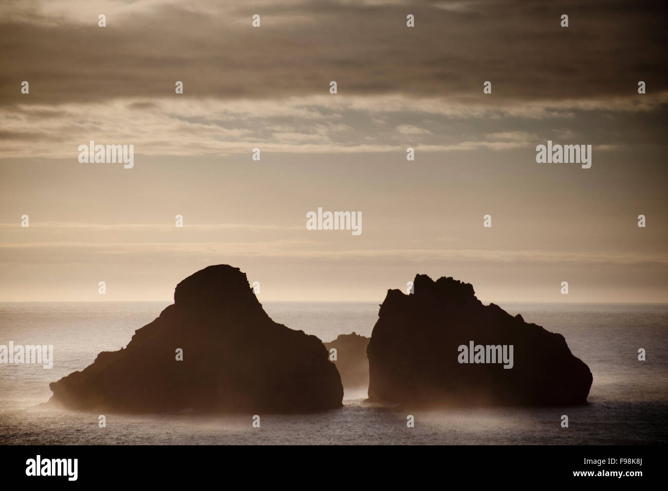 Vestmannaeyjar (inglese: Le Isole Westman) al largo della costa meridionale dell'Islanda. Foto Stock