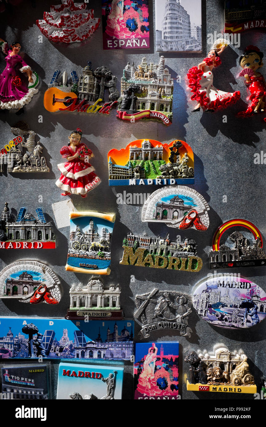 Magnete Frigorifero Souvenir Kiev Ucraina – Forma 7x6 Cm, In Resina, Idea Regalo Di Viaggio - copertina