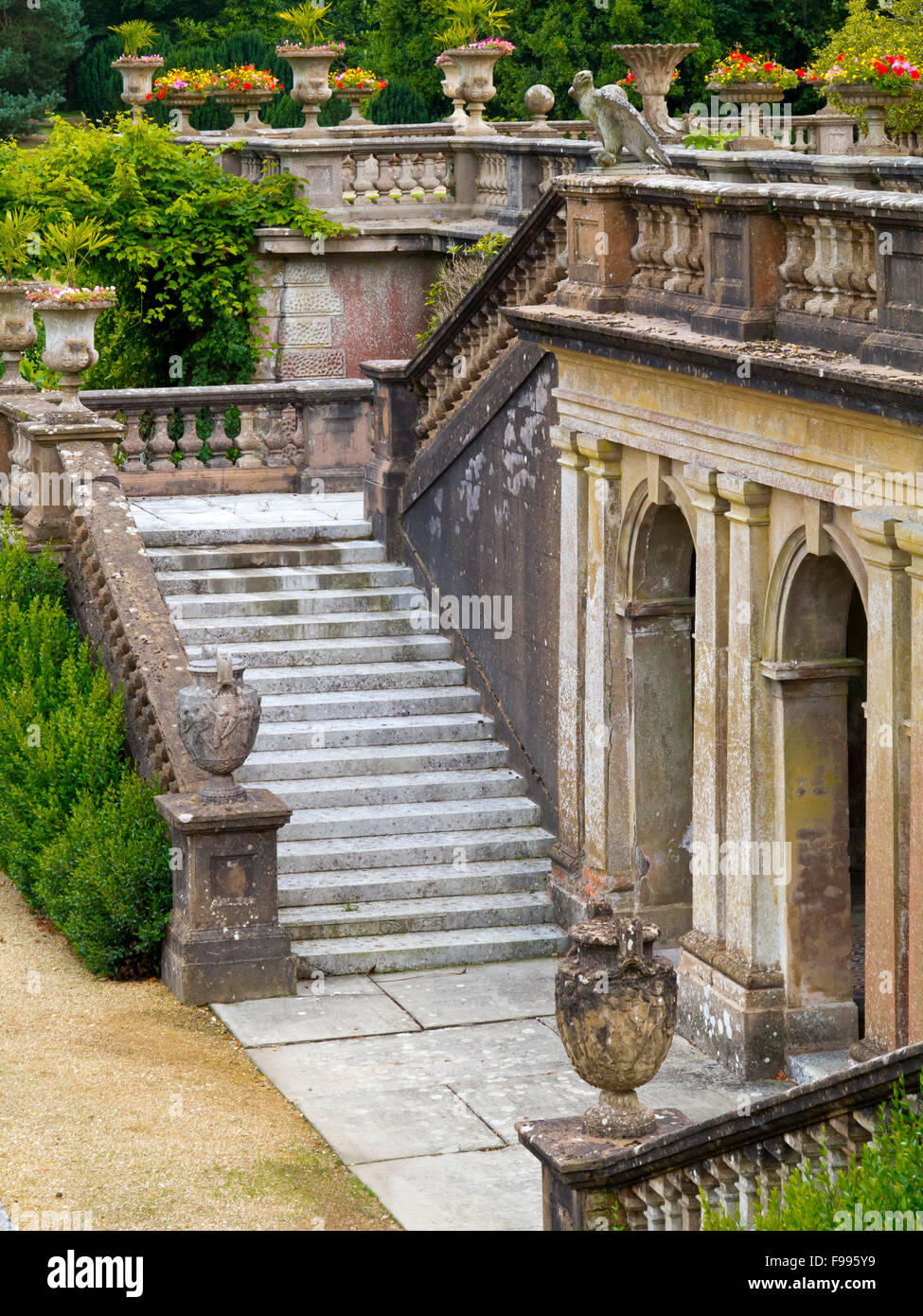 Il giardino di stile italiano a Osborne House East Cowes Isle of Wight England Regno Unito ex casa della regina Vittoria e il Principe Albert Foto Stock