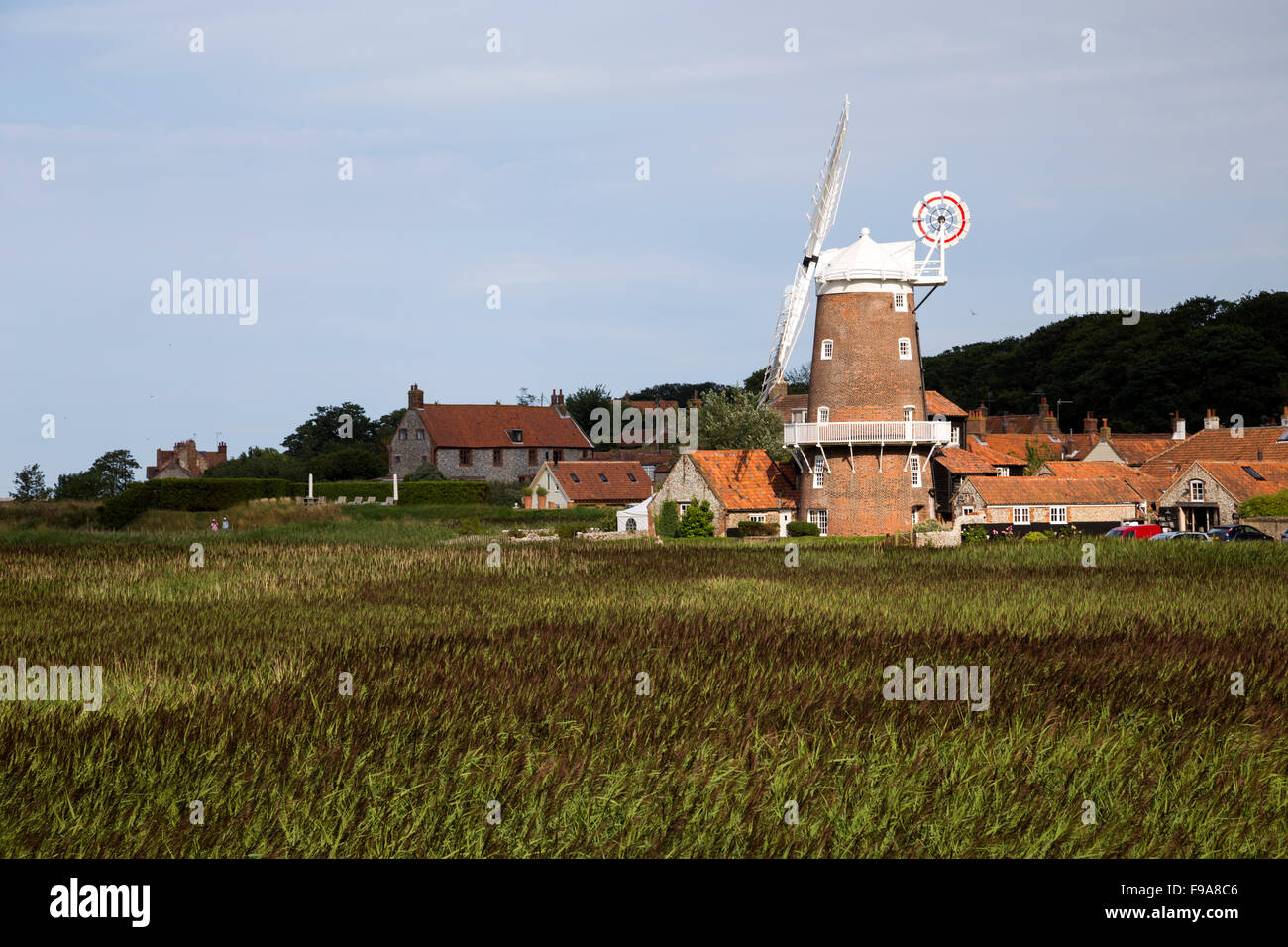 Il mulino a vento a Creta accanto il mare Norfolk Inghilterra Foto Stock